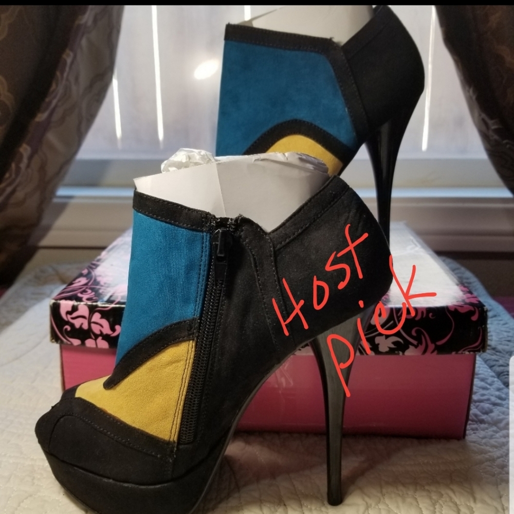 QUPID black teal suede yellow peep toe heel bootie